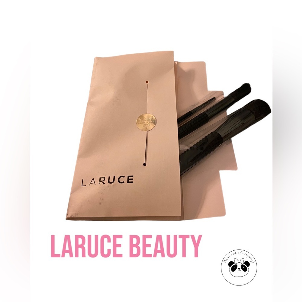 ❤️ 2 for $19 - Laruce Beauty | On the Go (Brush) Set